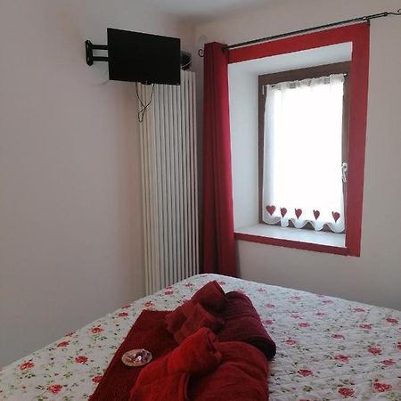 Casa Vacanza La Rosa Vinadio Bagian luar foto